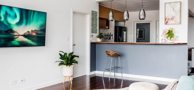 Kitchen & Living area