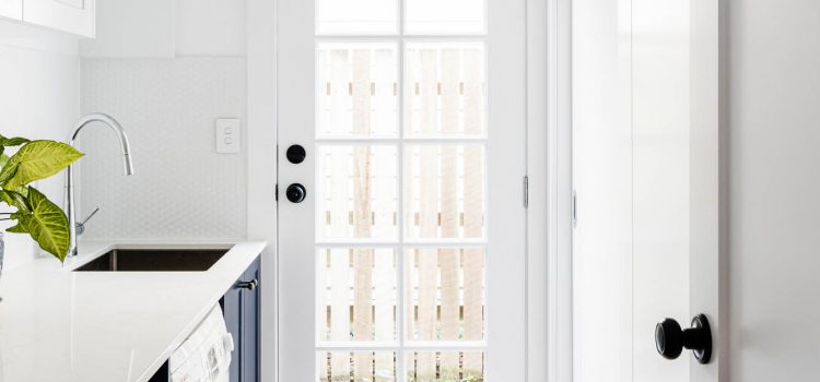 Laundry and drying courtyard