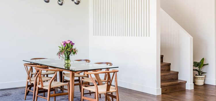 Dining table with internal panneling